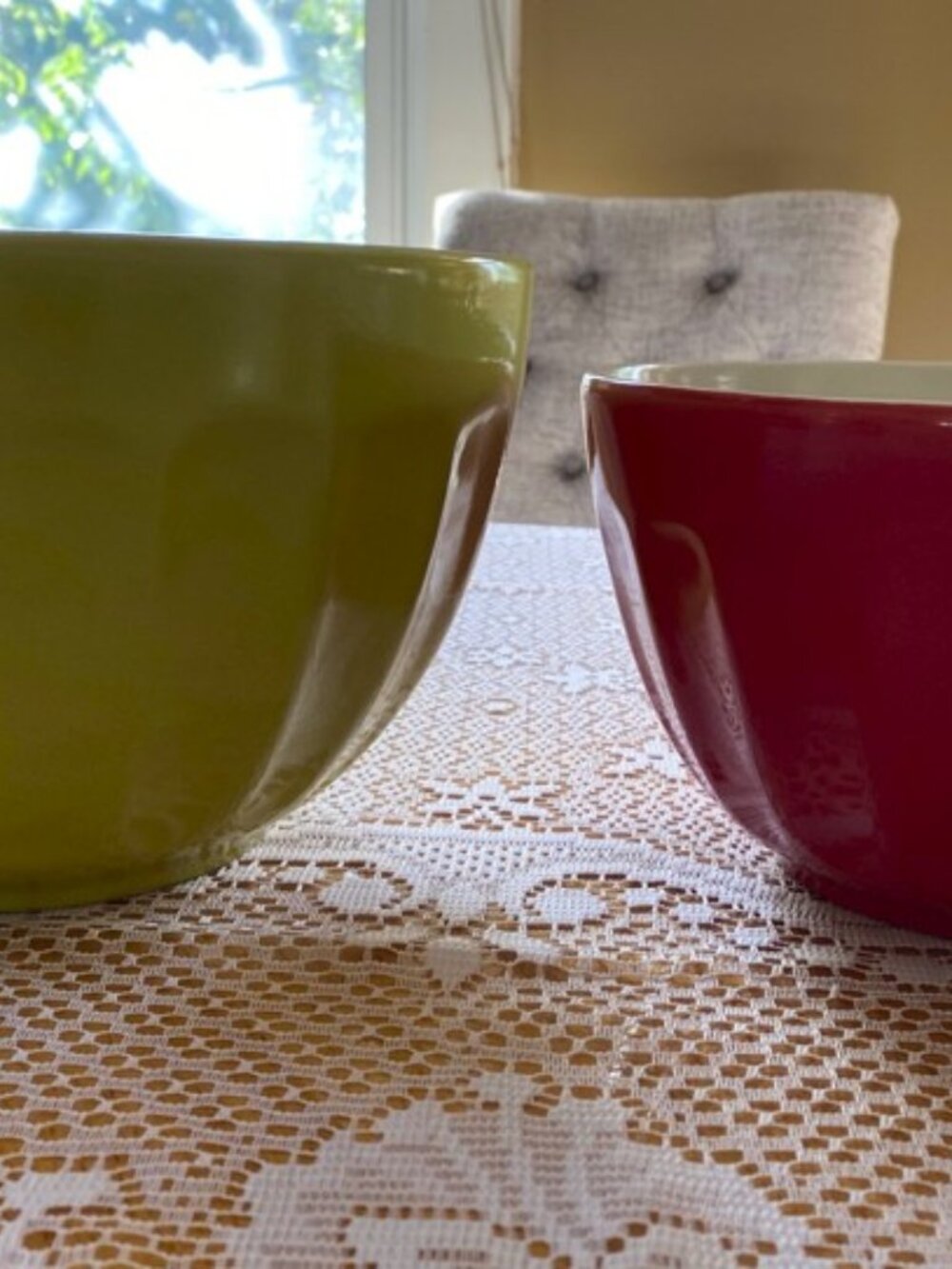 Mayfair & Jackson – 2 large bowls Vintage